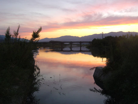 中山川太平堰の夕暮れの写真