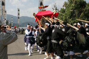 綾延神社