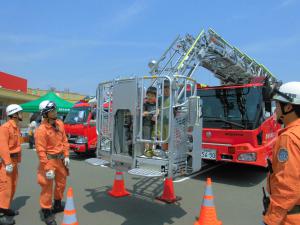 展示車両コーナー（消防署）の様子