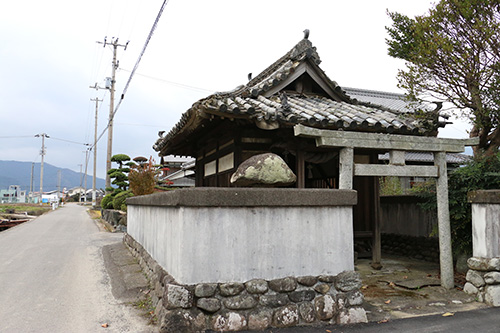 三徳神社