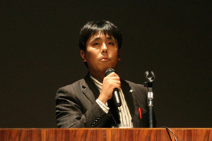 第1報告者：西条市農業革新都市推進室　大久保武係長の写真