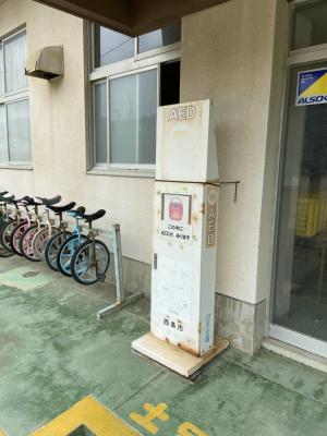 神戸小学校