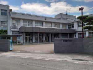 河北中学校