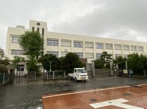 丹原小学校