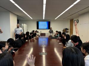 在サンフランシスコ日本国総領事館へ