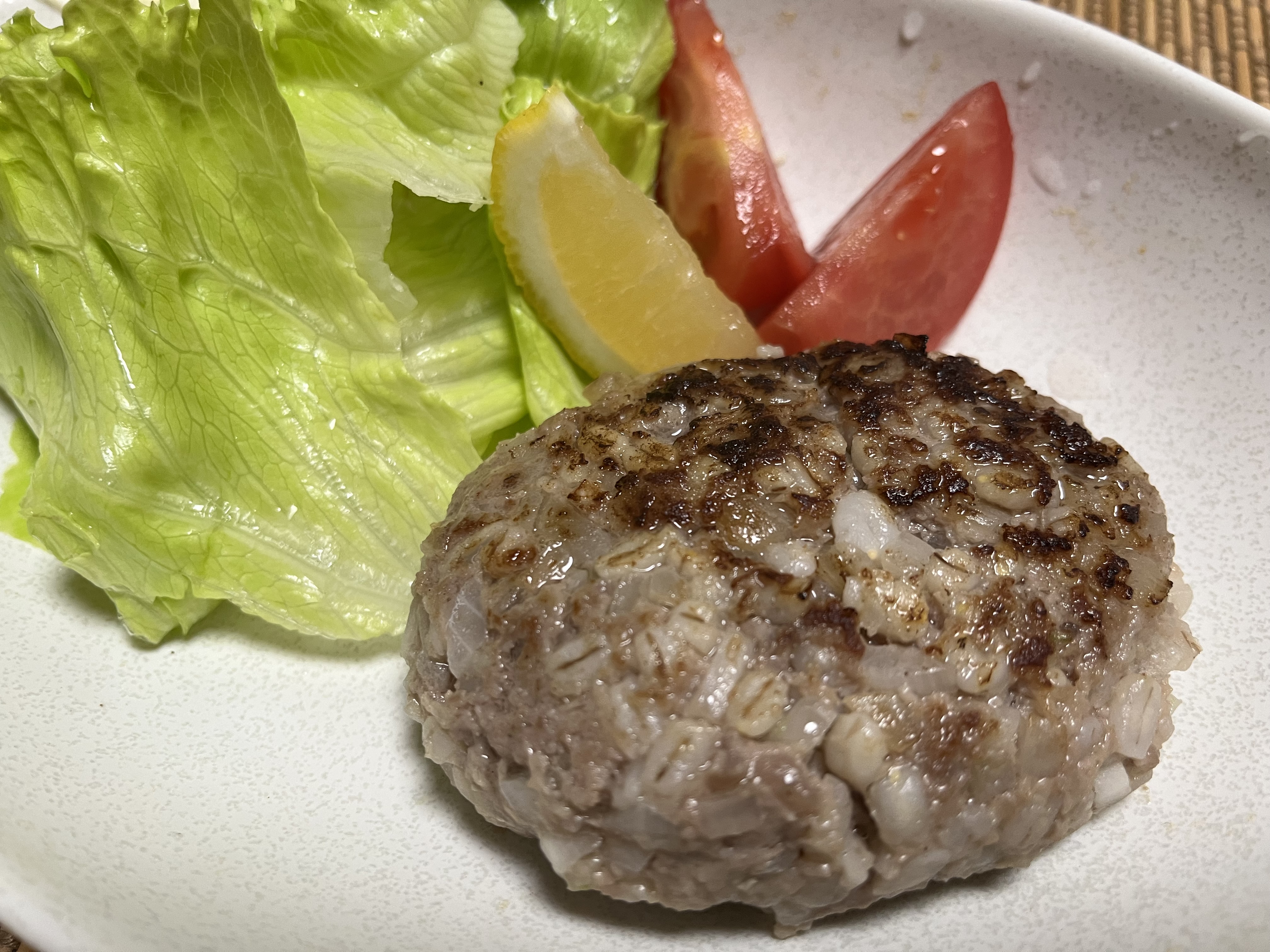 はだか麦ハンバーグ
