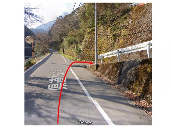 旧鞍瀬小学校駐車場への行き方２