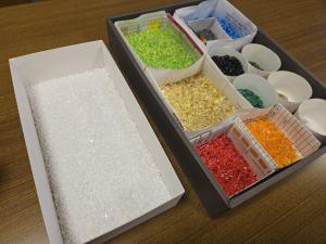 プラスチック片