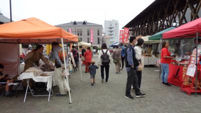 駅前マルシェ