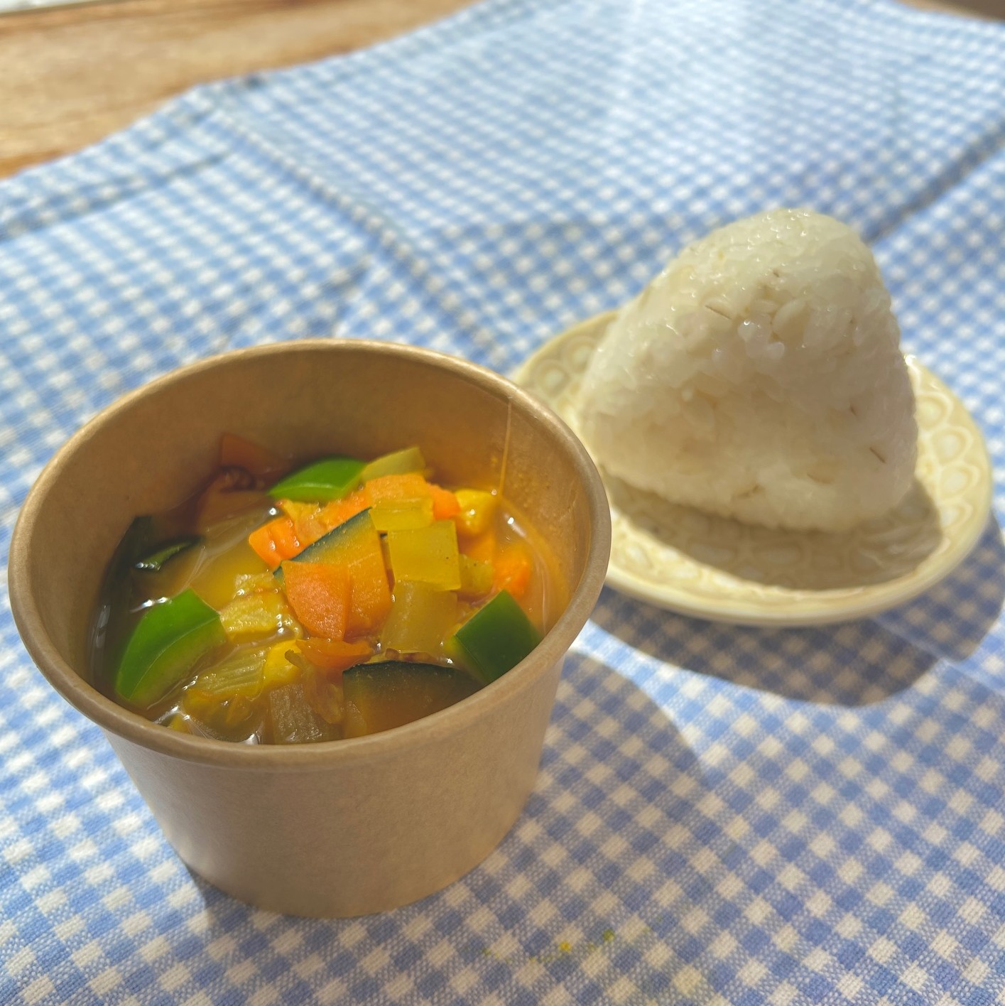 カレースープ+おにぎり