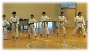 西条市空手道連盟スポーツ少年団　集合写真(庄内教室1)