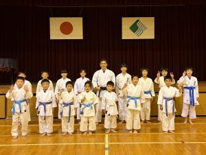 西条市空手道連盟スポーツ少年団　集合写真(壬生川教室)