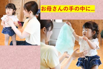 お母さんの手の中から