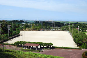 西条市小松中央公園多目的広場