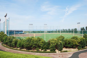 西条市東予運動公園野球場写真