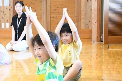 山の手話を予想