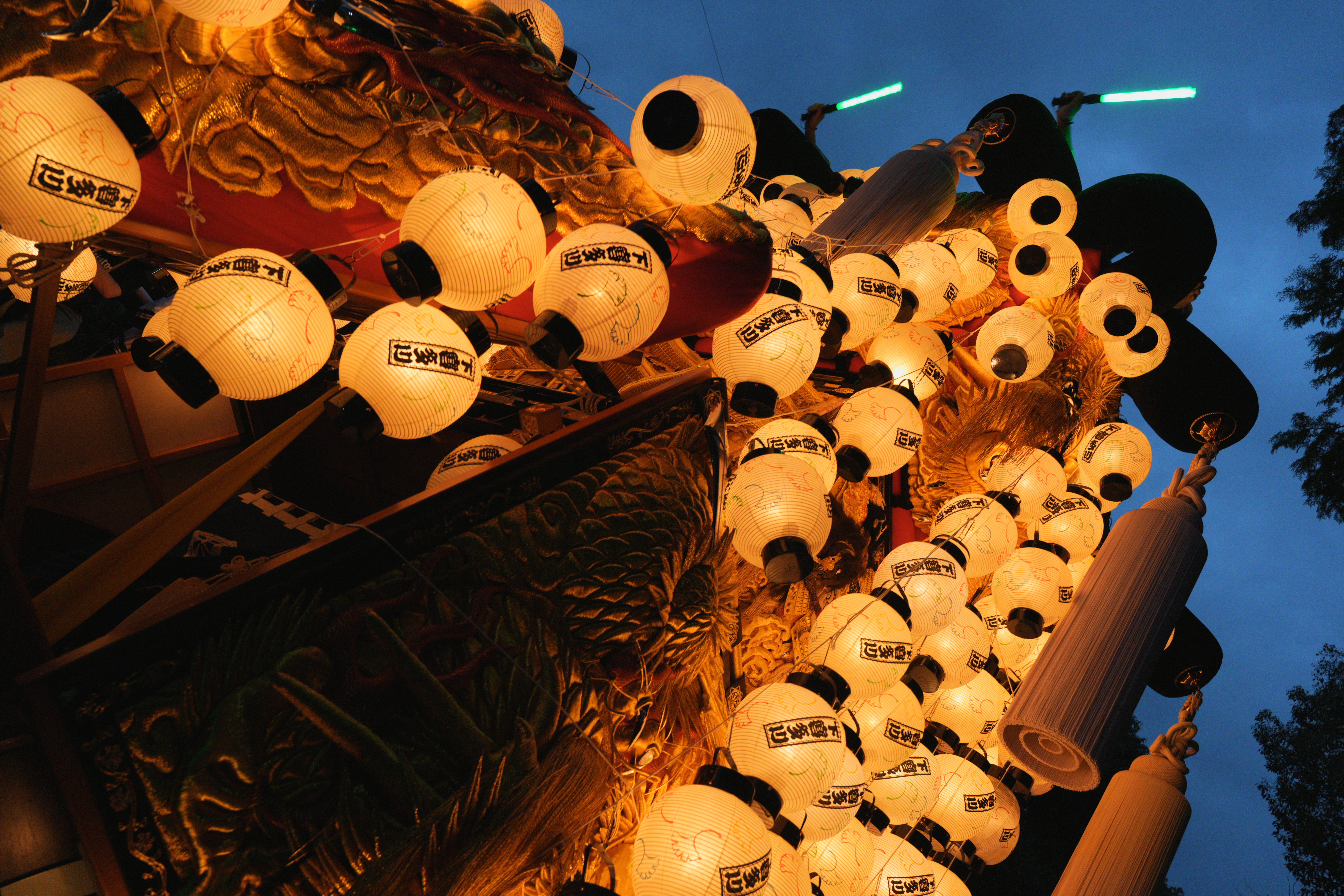 入選　「灯、天を衝く」　伊藤　涼子